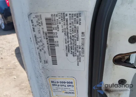 2004 Mercury Grand Marquis Gs from USA, damaged, VIN 2MEFM74W74X662329